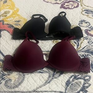 Elegant Lace Trimmed Bra Set - Black and Burgundy